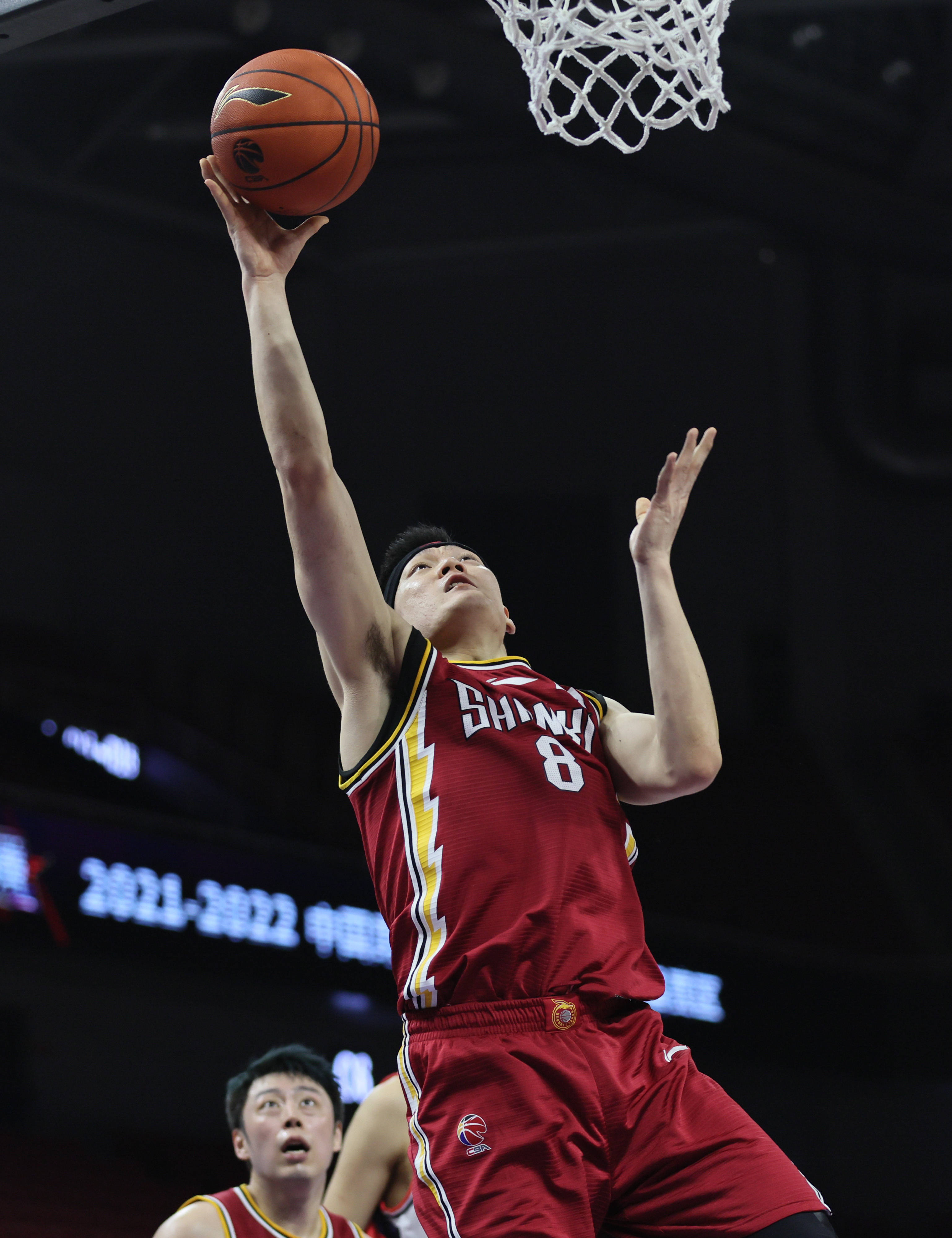 半岛体育登入-赫塔菲前锋状态火热，成为关键进球手