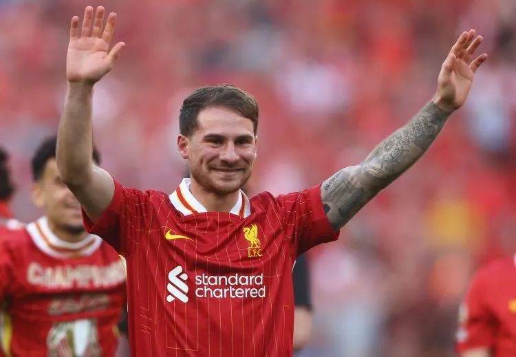 半岛体育官网-利物浦大将现身！沃尔夫斯堡绝杀对手